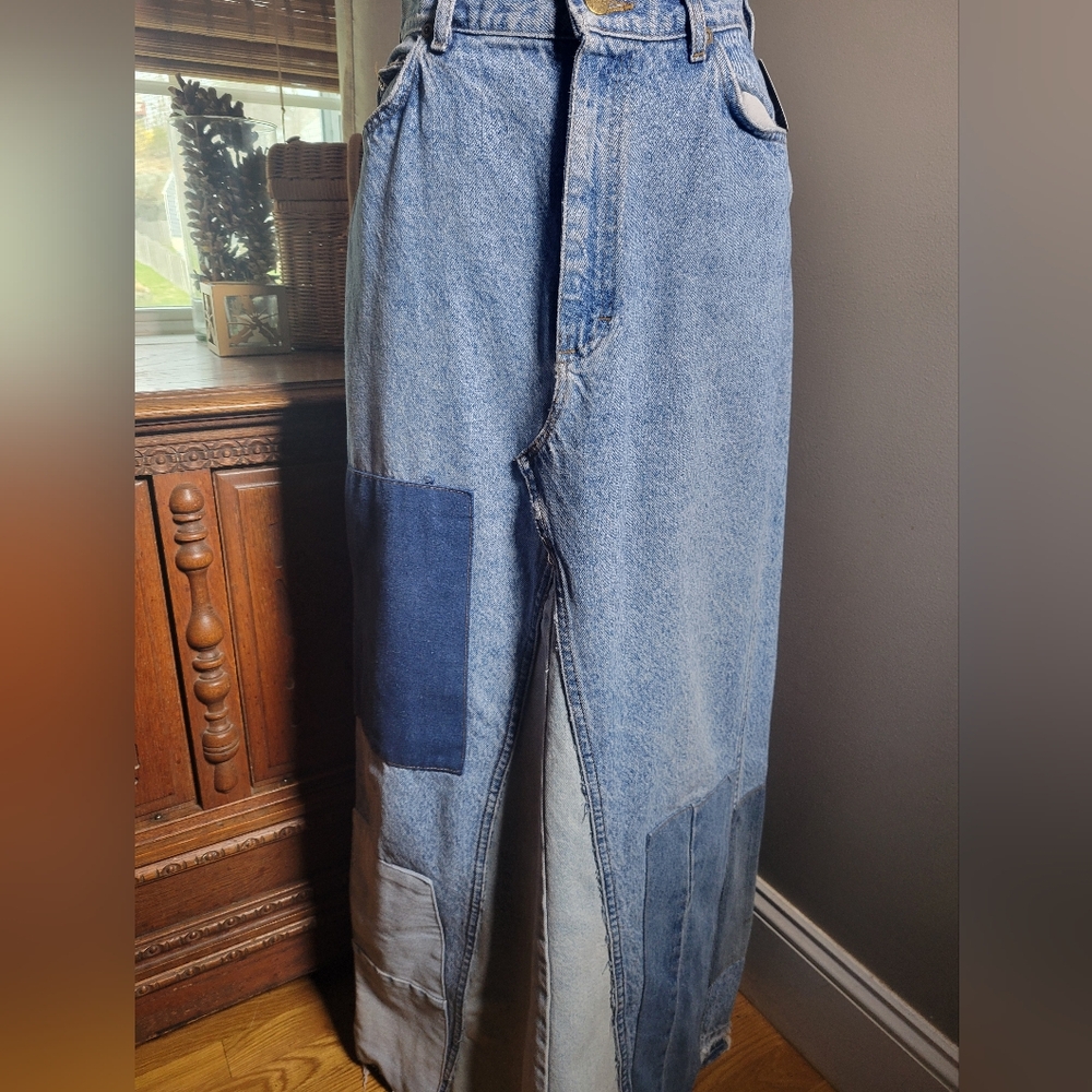 UO URBAN RENEWAL PATCHWORK DENIM MAXI SKIRT NWT